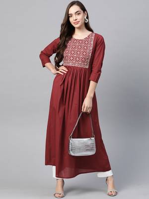 Red embroidered cotton maxi-dresses 5