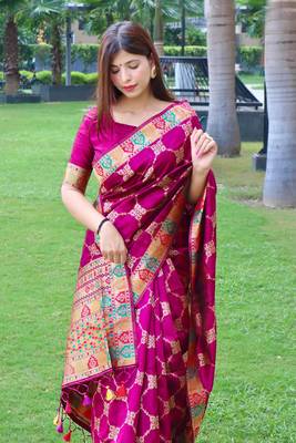 Black woven raw silk saree with blouse 2