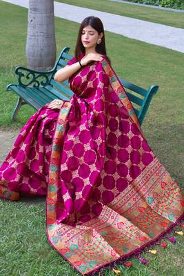 Black woven raw silk saree with blouse 4