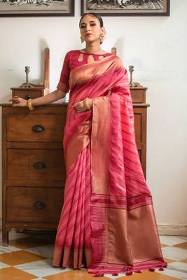 Cream woven tussar silk saree with blouse 3