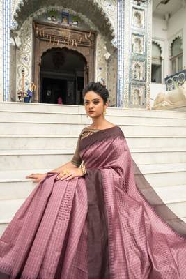 Yellow woven linen saree with blouse 2