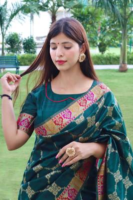 Yellow woven linen saree with blouse 2