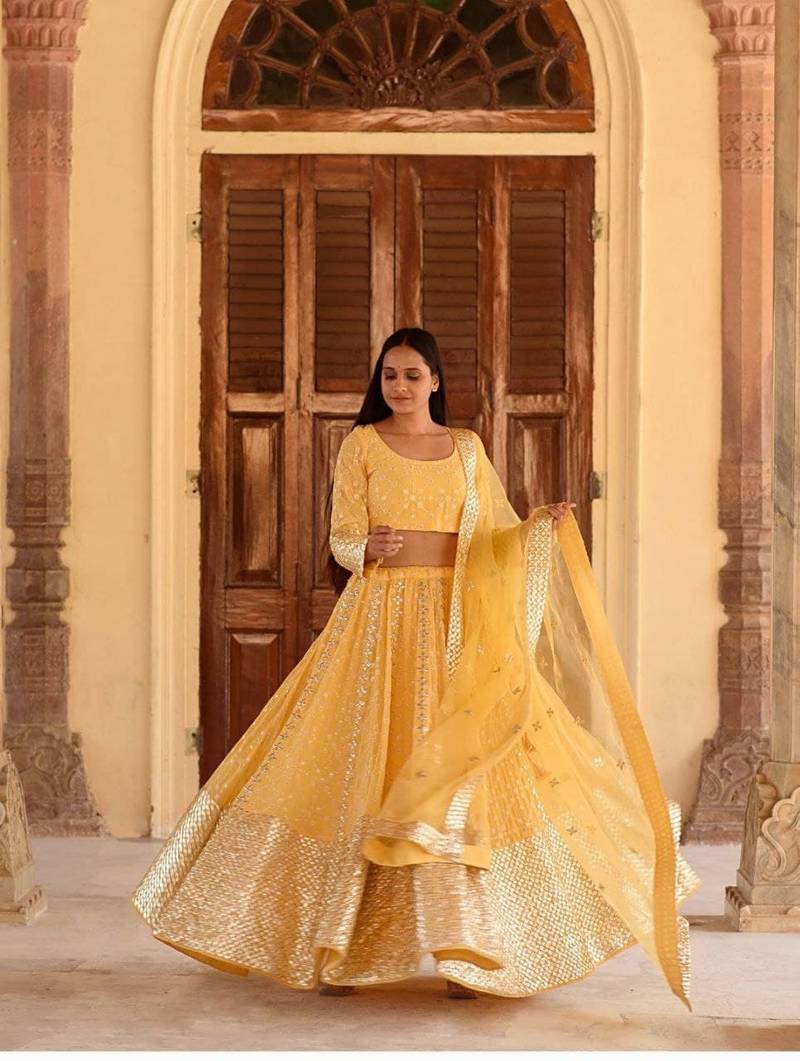 Letest Designer Net Embroidery Work Lehenga Choli
