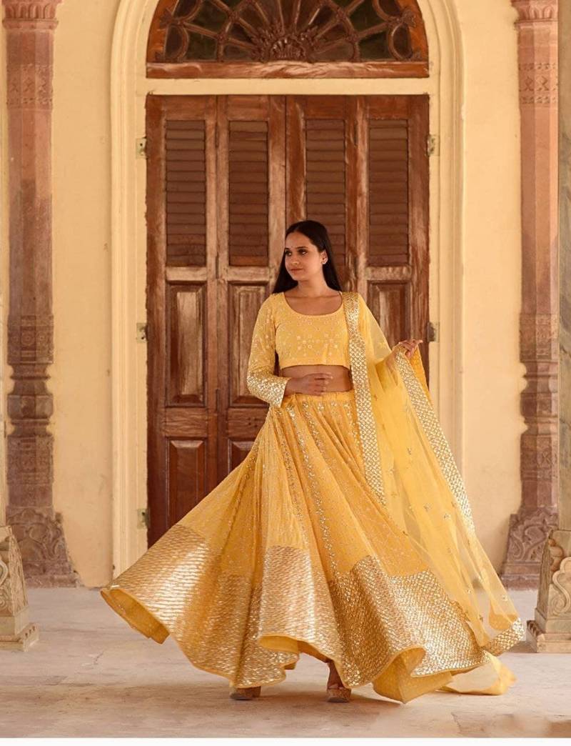 Letest Designer Net Embroidery Work Lehenga Choli