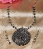 Silver na necklace-sets