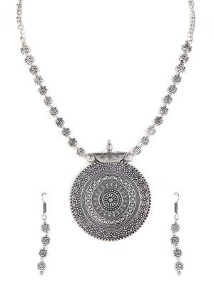 Silver na necklace-sets 4