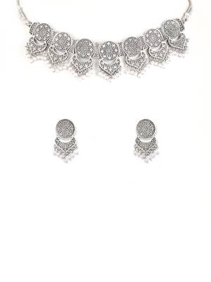 Silver necklace-sets 2