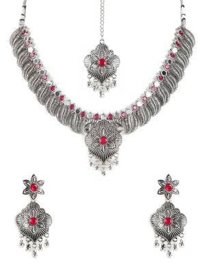 Maroon kundan necklace-sets 3