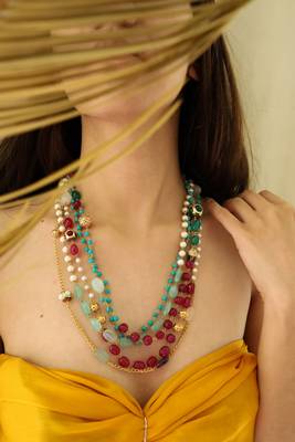 Multicolor pearl necklaces 1