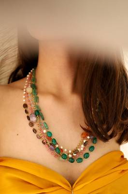 Multicolor pearl necklaces 1