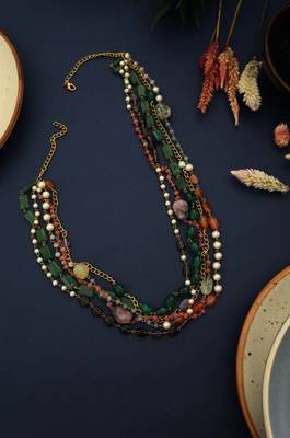 Multicolor pearl necklaces 3