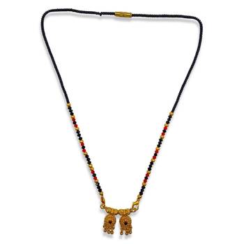 Gold mangalsutra 4
