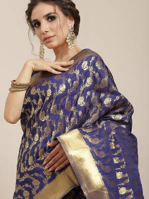 Blue color Kanjivaram semi silk saree with unstitched blouse 2