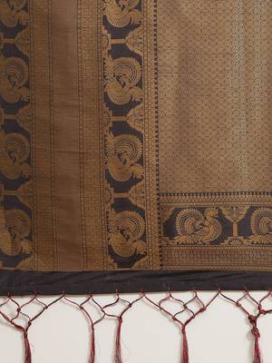 Red color Kanjivaram semi silk saree with unstitched blouse 4