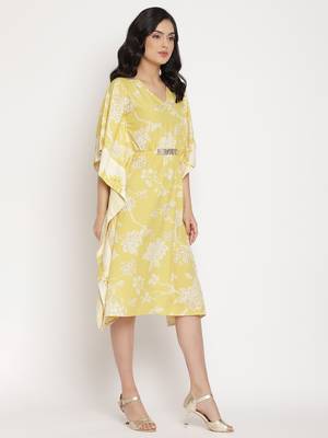 Ahalyaa Women Lime Green & Off White Floral Printed Flared Sleeves Floral Kaftan Kurta 4