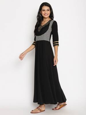 Ahalyaa Women Black Digitally Printed Yoke Design Crepe Anarkali Kurta 3