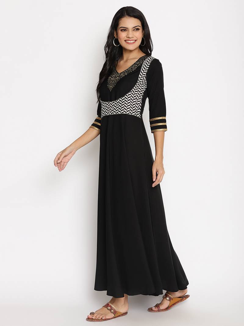 Ahalyaa Women Black Digitally Printed Yoke Design Crepe Anarkali Kurta