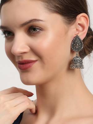 Silver earrings 1