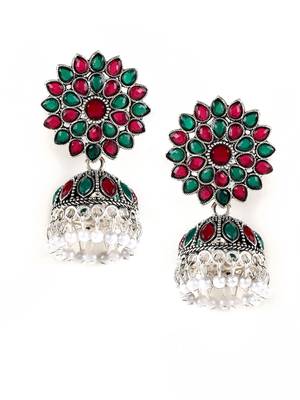 Green earrings 2