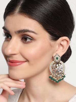 Green earrings 2