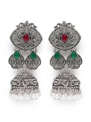 Red earrings 2