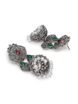 Red earrings 3