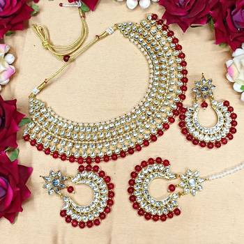 Maroon chokers 1
