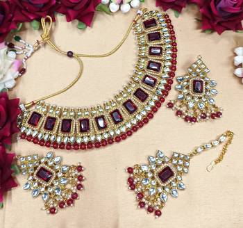Maroon chokers 1