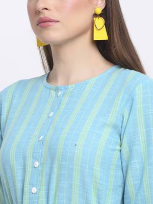 Sky-blue printed cotton kurtas-and-kurtis 4