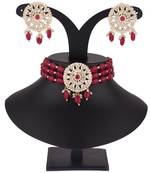Maroon collar-necklace