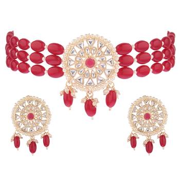 Maroon collar-necklace 2
