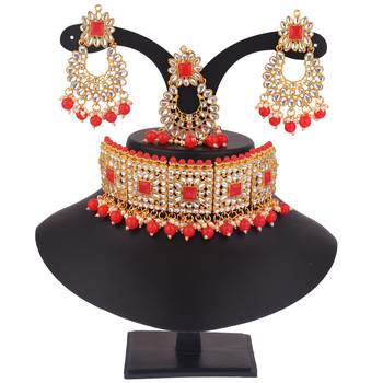 Red collar-necklace 1