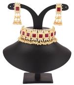 Maroon collar-necklace
