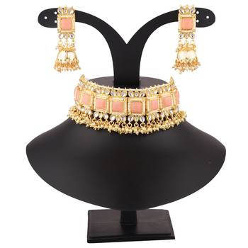 Pink collar-necklace 1