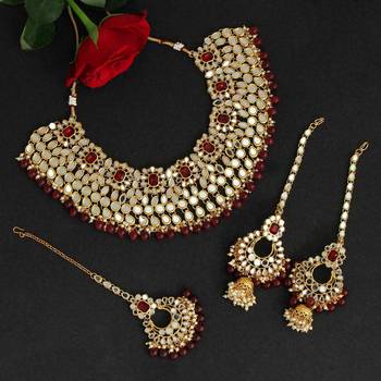 Maroon necklace-sets 1
