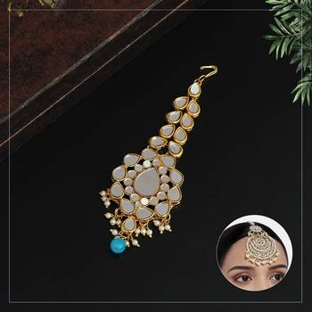 Turquoise maang-tikka 1