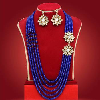 Blue necklace-sets 1