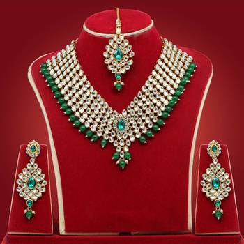 Green necklace-sets 1