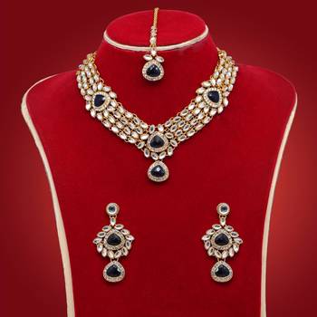 Blue necklace-sets 1