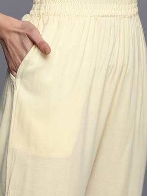 Cream embroidered cotton kurta-suits 5