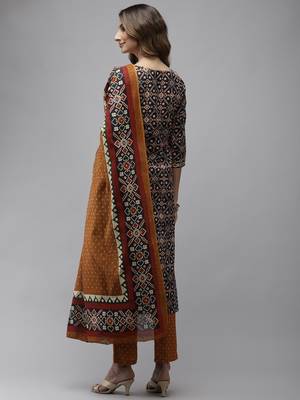 Navy-blue printed cotton kurta-suits 2