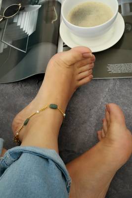 Green anklets 1