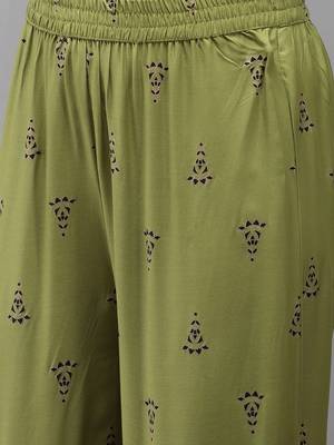 Blue embroidered rayon kurta-suits 5