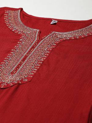 Maroon embroidered rayon kurta-suits 4