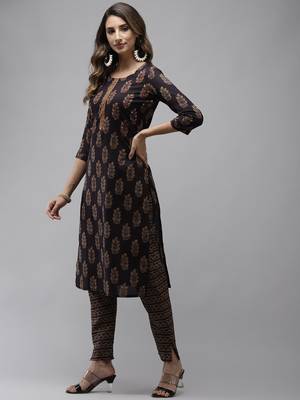 Navy-blue printed cotton kurti-trouser 3