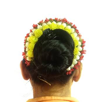 Yellow hair-accessories 1