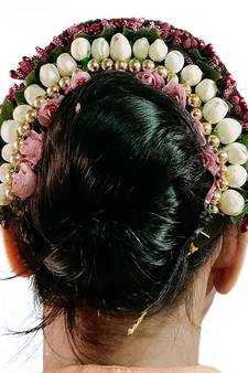 Pink hair-accessories