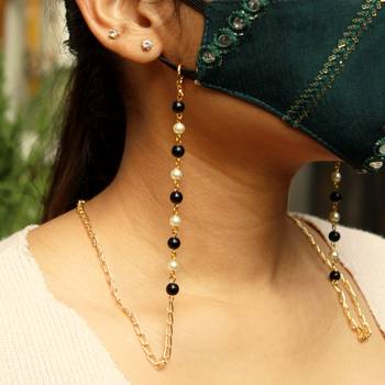 Monochrome Maskchain  1