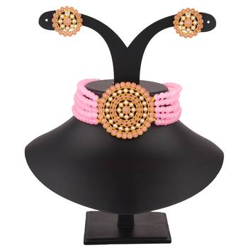 Pink collar-necklace 1