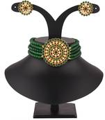 Green collar-necklace